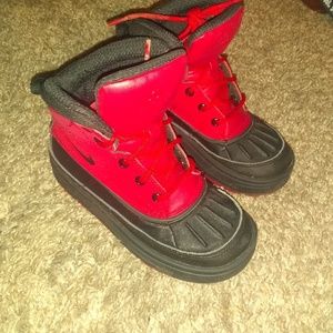 Nike ACG Boots kids 11c